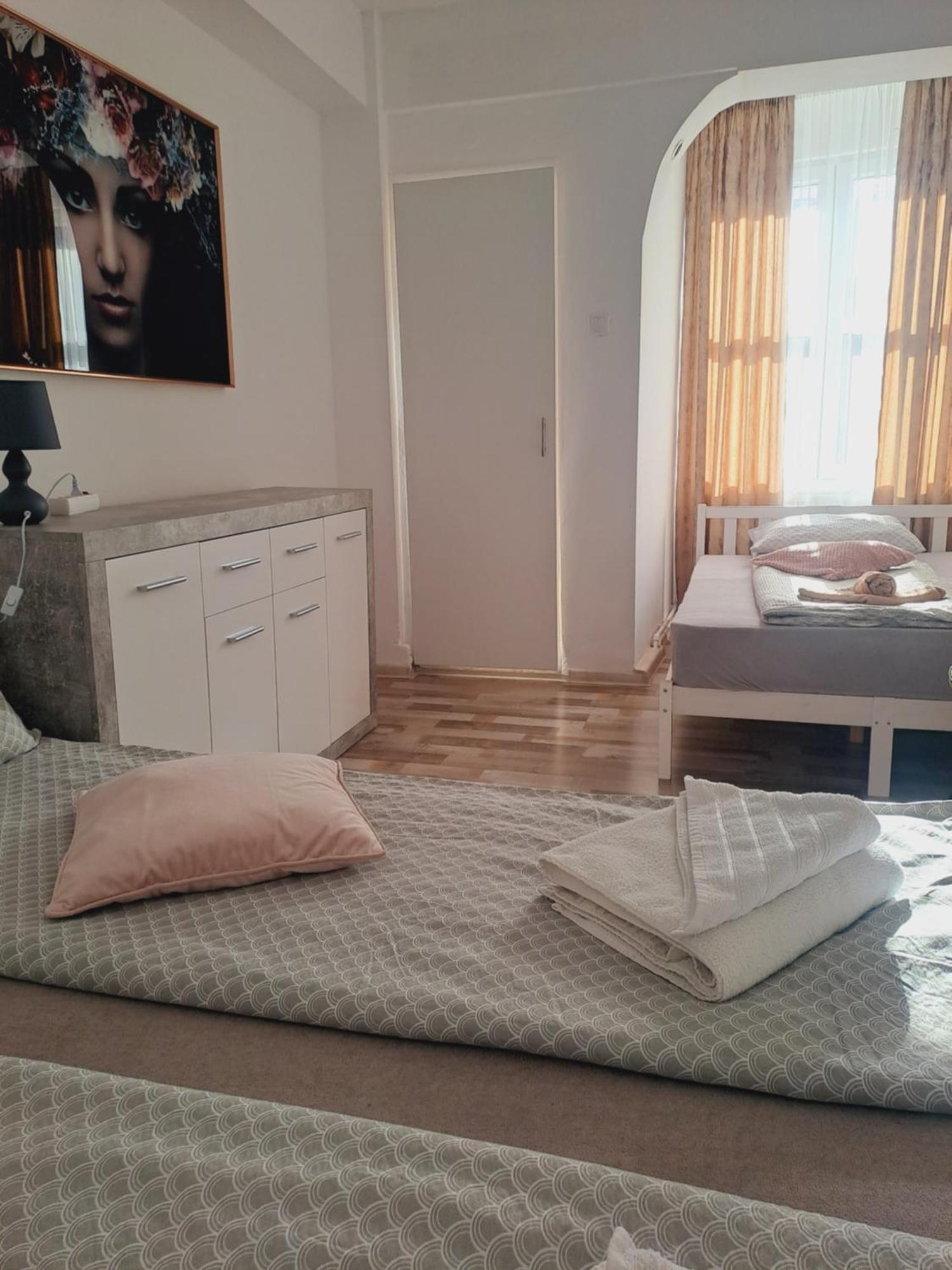 7 Level Central Apartments Miercurea Ciuc Zimmer foto